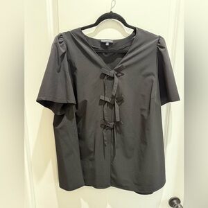 MAKE AN OFFER! 
Elegant Black Blouse with Bow Details